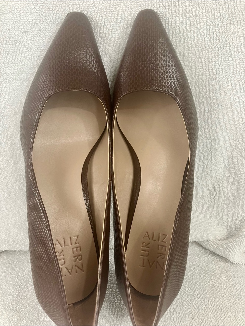 Naturalizer Brown Textured Pointed-Toe Pumps